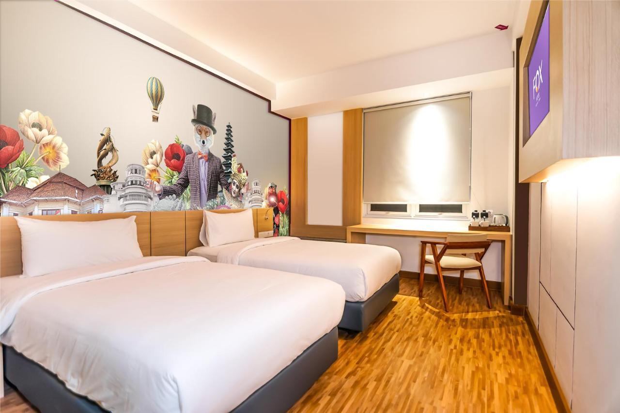 Fox Hotel Jayapura Exterior photo