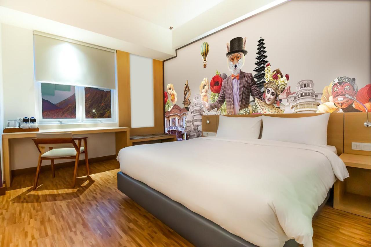 Fox Hotel Jayapura Exterior photo