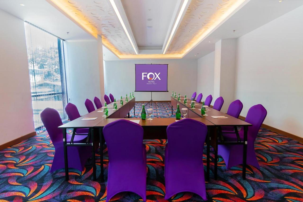 Fox Hotel Jayapura Exterior photo