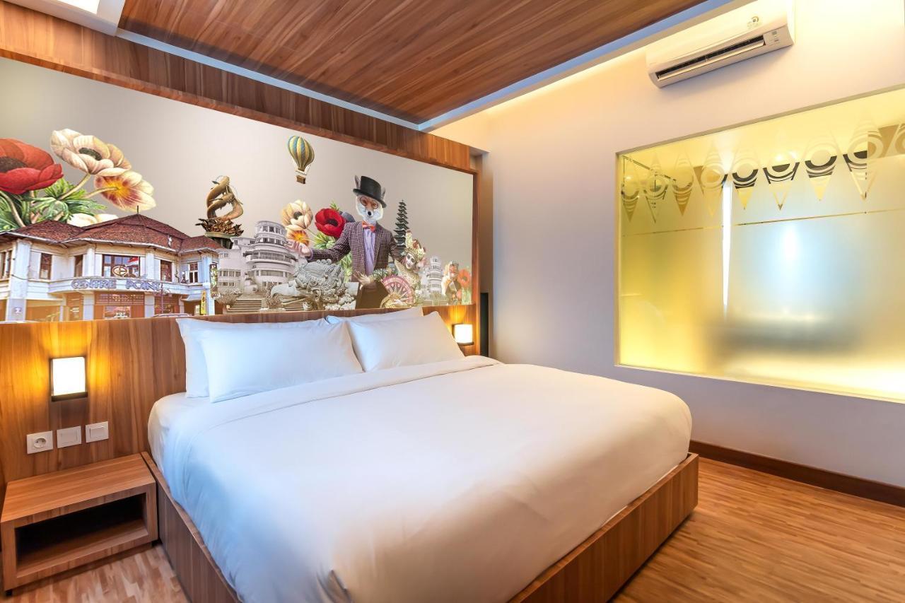 Fox Hotel Jayapura Exterior photo