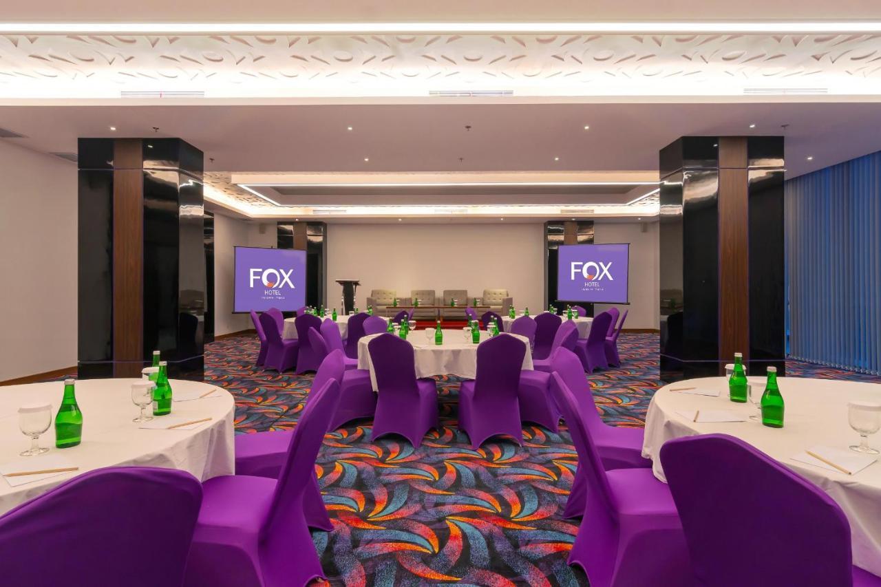 Fox Hotel Jayapura Exterior photo