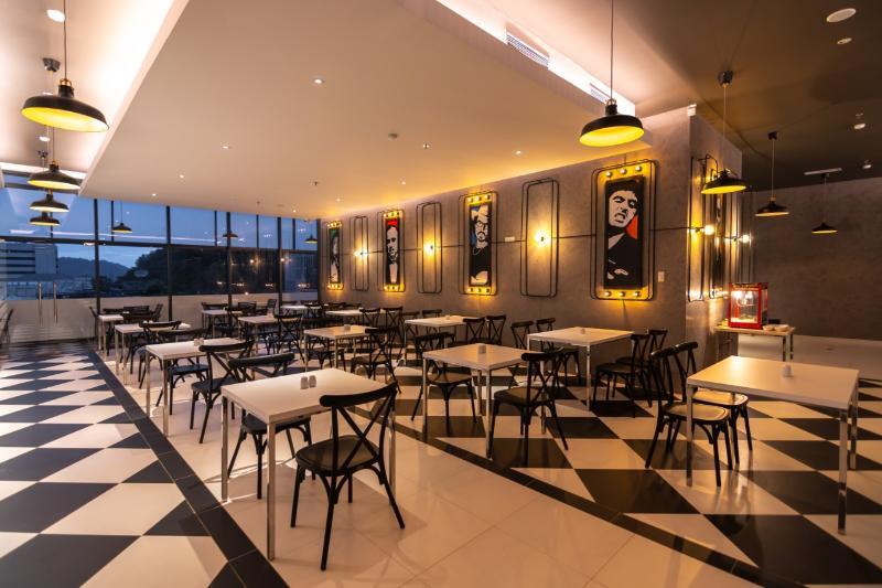 Fox Hotel Jayapura Exterior photo