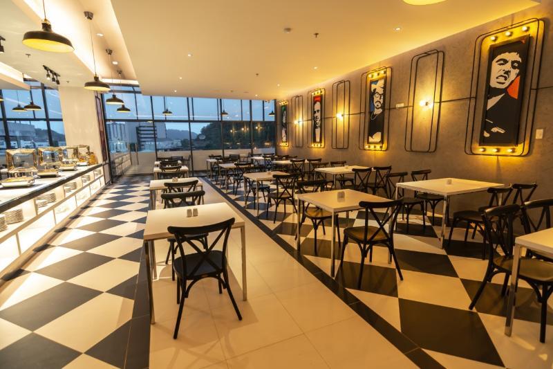 Fox Hotel Jayapura Exterior photo